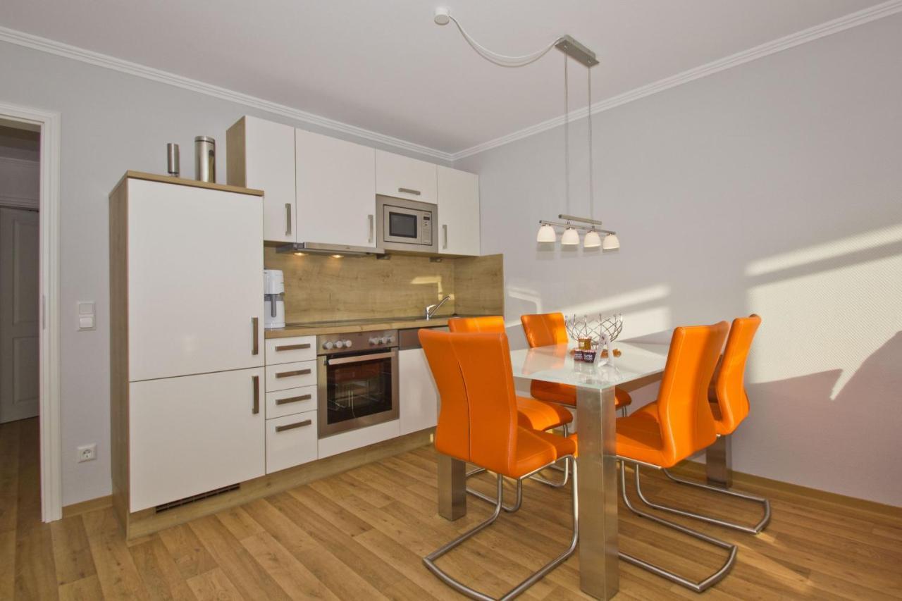 Mit Meerblick Und Balkon, Gratis Nutzung Vom Ahoi Erlebnisbad Und Sauna In Sellin - Meeresblick Fewo 33 Goehren  Exterior foto
